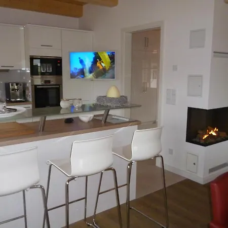 Ostsee-wellnesslandhaus Mit Sauna, Jacuzzi, Innenwhirlpool Kalkhorst